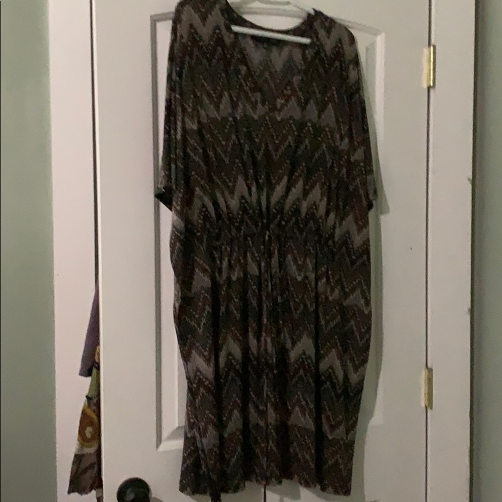 Beautiful, flowing cinch-waist dress